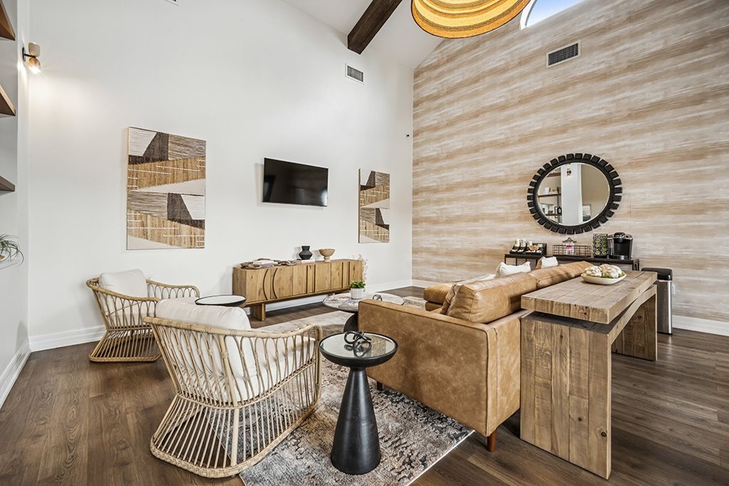 Clubhouse at Cedar Grove Apartments in Miami FL